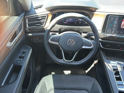 New 2026 Volkswagen Atlas SE AWD/4WD image 18