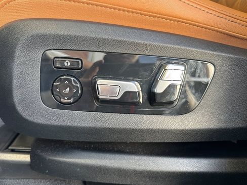 Used 2024 BMW X5 xDrive50e w/ Premium Package AWD/4WD image 14