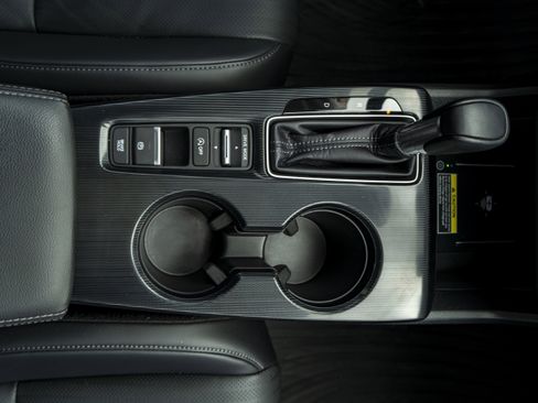 Used 2023 Honda Civic Touring image 27