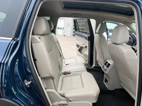 Used 2023 Volkswagen Atlas SE image 24