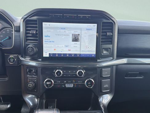Used 2021 Ford F150 XLT w/ Equipment Group 302A High AWD/4WD image 6