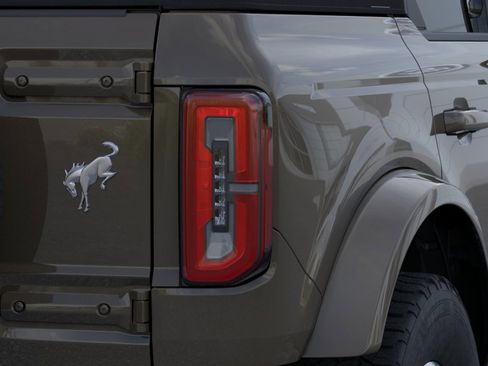 New 2025 Ford Bronco Outer Banks AWD/4WD image 23