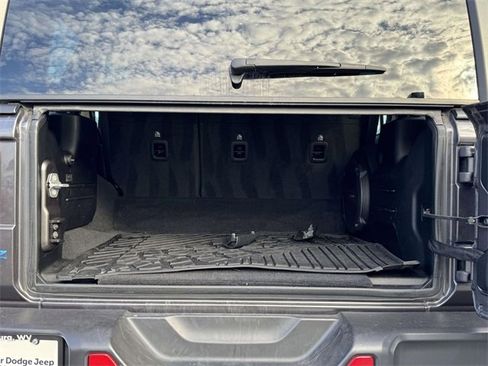 Used 2021 Jeep Wrangler Unlimited Rubicon 4xe w/ Cold Weather Group image 19