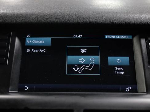 Used 2017 Land Rover Discovery Sport SE AWD/4WD image 42