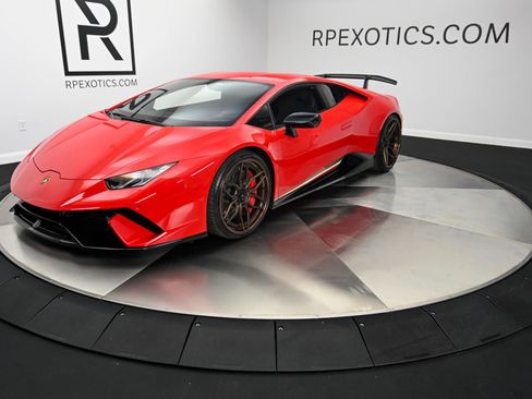 Used 2018 Lamborghini Huracan Performante AWD/4WD image 1