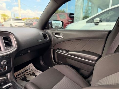 Used 2019 Dodge Charger Scat Pack w/ Navigation & Travel Group RWD image 18