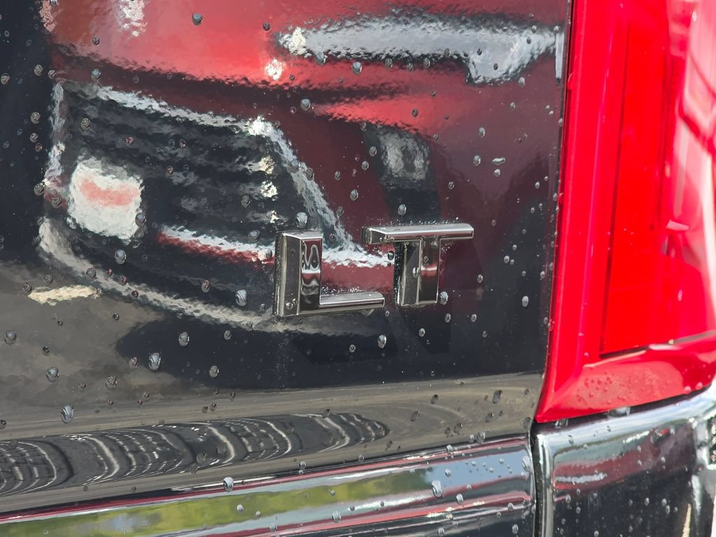 Certified 2024 Chevrolet Silverado 3500 LT w/ Midnight Edition AWD/4WD image 32