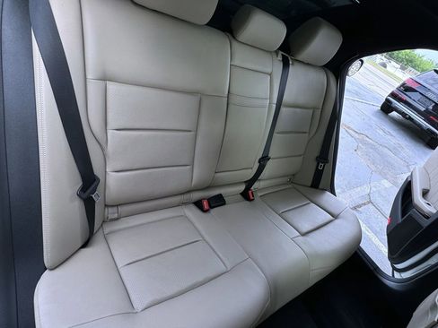 Used 2013 Mercedes-Benz E 350 Sedan image 24