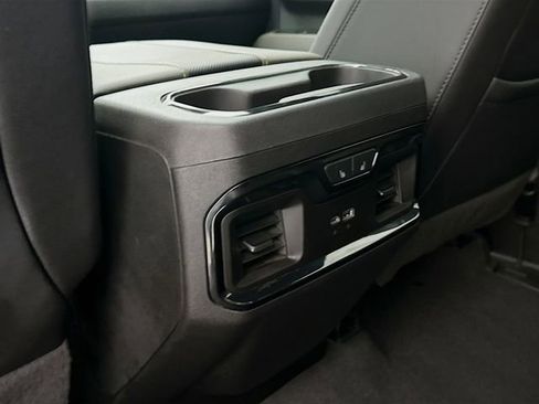 Used 2024 Chevrolet Silverado 2500 ZR2 image 30