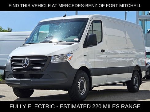 New 2025 Mercedes-Benz eSprinter 144 Cargo image 1