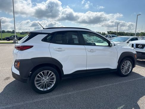 Used 2021 Hyundai Kona SEL FWD image 3