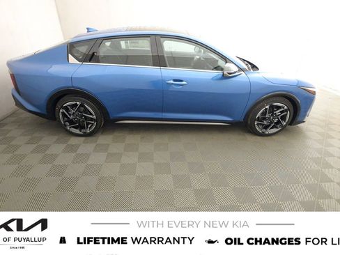 New 2025 Kia K4 GT-Line image 4