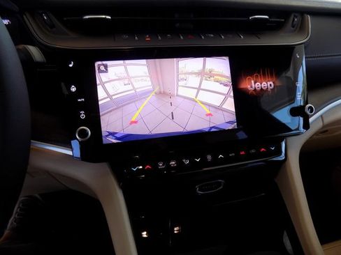 New 2026 Jeep Grand Cherokee L Limited RWD image 15
