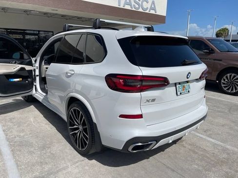 Used 2021 BMW X5 xDrive40i w/ M Sport Package AWD/4WD image 3