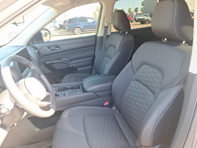 Certified 2026 Nissan Pathfinder S FWD image 10