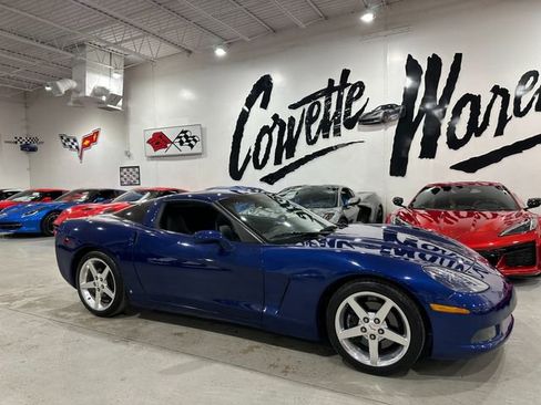 Used 2006 Chevrolet Corvette Coupe w/ Preferred Equipment Group image 27