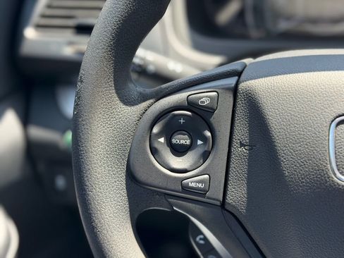 Used 2016 Honda CR-V LX image 14