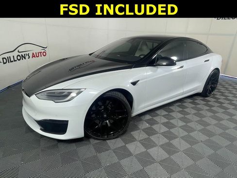 Used 2021 Tesla Model S Plaid image 1