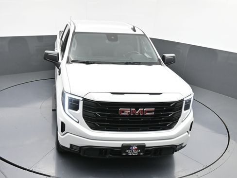 Used 2023 GMC Sierra 1500 Elevation image 30