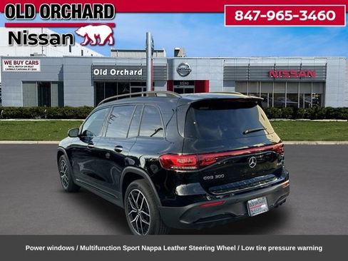 Used 2023 Mercedes-Benz EQB 300 4MATIC image 9