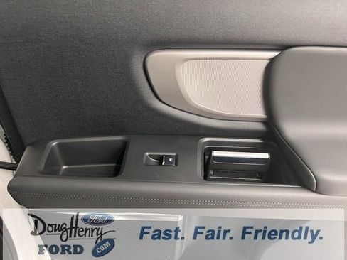 New 2026 Ford Expedition Active image 38