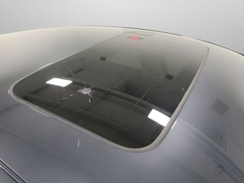 Used 2023 Honda Accord EX image 11