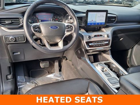Used 2022 Ford Explorer XLT w/ Equipment Group 202A image 26