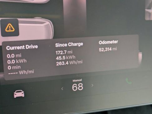 Used 2021 Tesla Model Y Long Range image 22