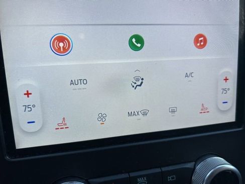 Used 2024 Ford Edge SEL image 21