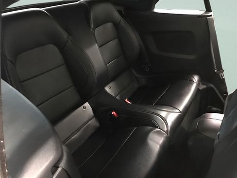 Used 2025 Ford Mustang Premium RWD image 13