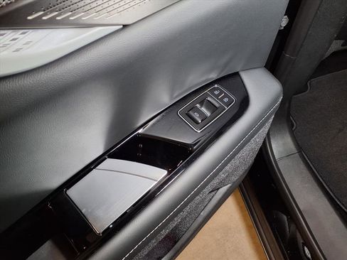 Used 2026 Cadillac Optiq Sport 2 image 14