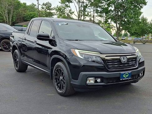 Used 2017 Honda Ridgeline Black Edition image 5