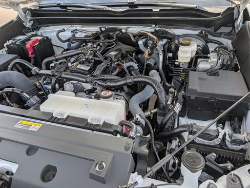 Used 2025 Toyota Tacoma SR5 w/ SR5 Upgrade Package image 20