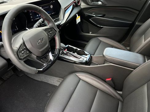 New 2026 Chevrolet Trax RS w/ Sunroof Package FWD image 10