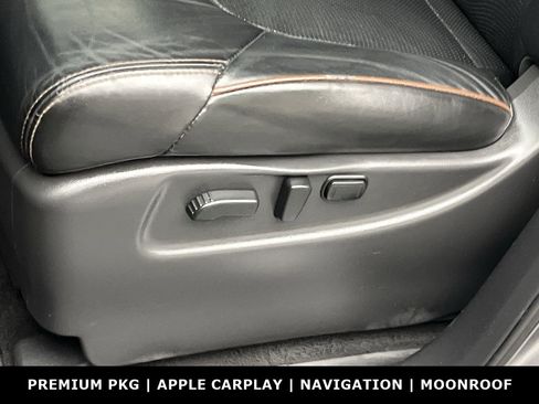 Used 2020 Nissan Armada SL w/ Premium Package image 11