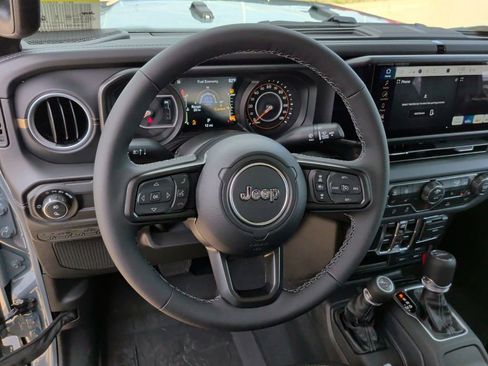 New 2026 Jeep Gladiator Sport image 16