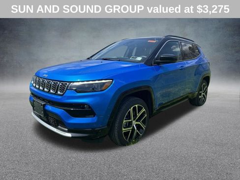 Used 2024 Jeep Compass Limited w/ Elite Group AWD/4WD image 4