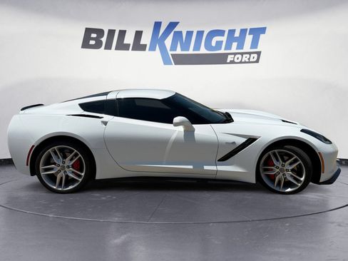 Used 2019 Chevrolet Corvette Stingray Coupe w/ 1LT RWD image 6