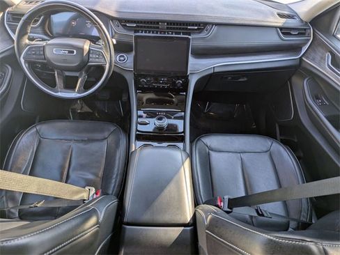 Used 2021 Jeep Grand Cherokee L Limited image 28