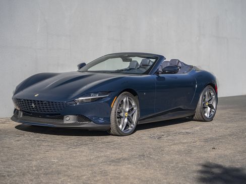 Certified 2024 Ferrari Roma Spider image 1