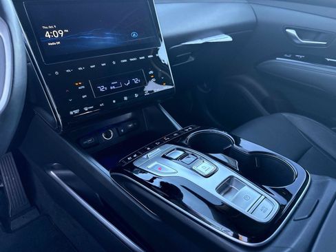 Certified 2024 Hyundai Tucson Limited image 25