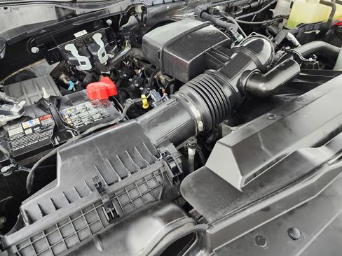 Used 2023 Ford F250 Lariat w/ Sport Appearance Package image 20