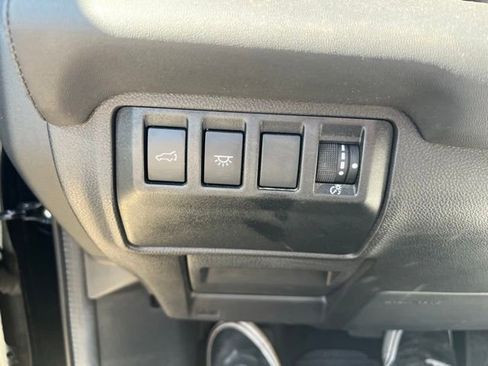 Certified 2024 Subaru Ascent Touring w/ Popular Package #2 image 8