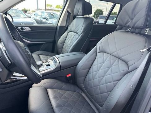Used 2026 BMW X7 xDrive40i AWD/4WD image 29