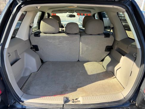 Used 2011 Ford Escape XLT image 13