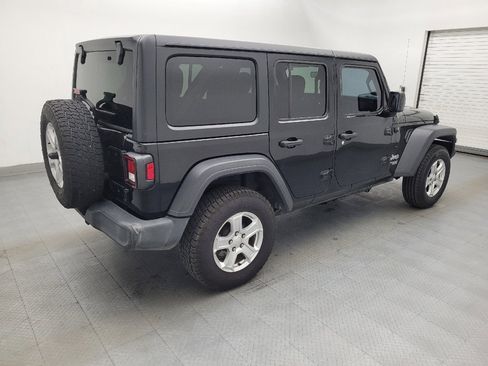 Used 2018 Jeep Wrangler Unlimited Sport S AWD/4WD image 10