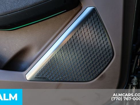 Used 2024 Kia EV9 Land image 57