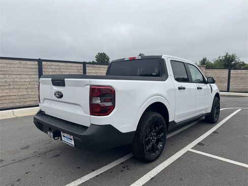 New 2025 Ford Maverick XLT w/ XLT Luxury Package image 8