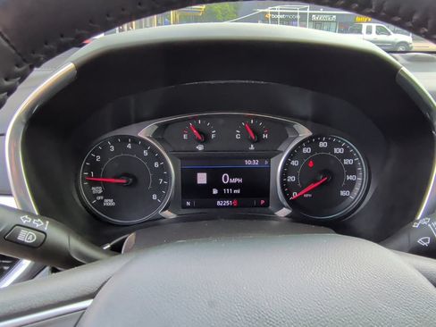 Used 2022 Chevrolet Equinox LT FWD image 19