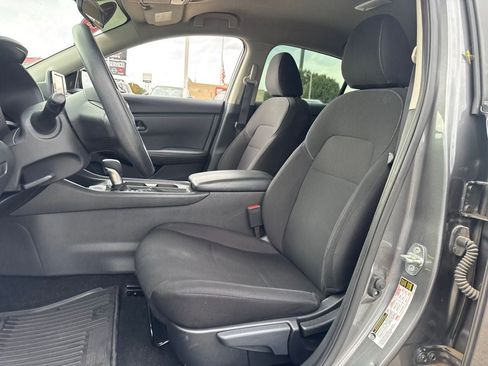Used 2024 Nissan Sentra S FWD image 13